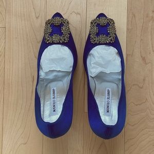 Manolo Blahnik Hangisi Pointed Toe Pump